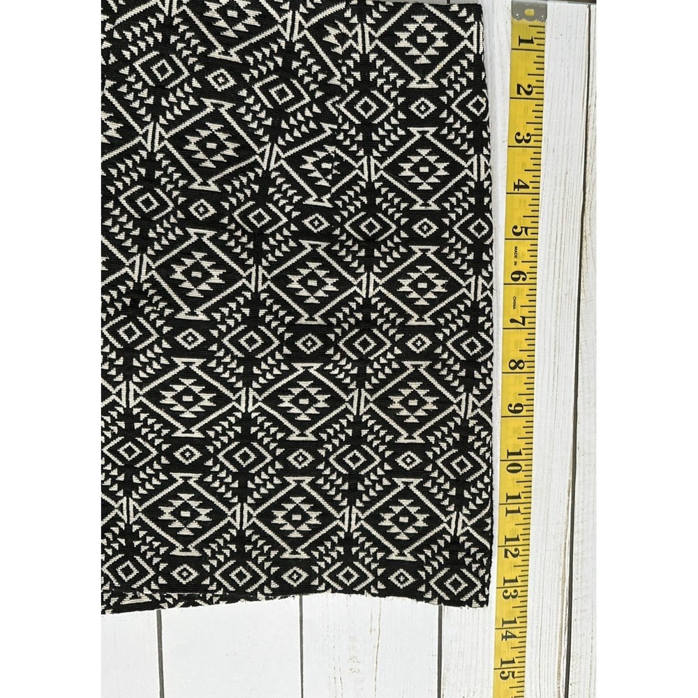 Urban Outfitters‎ Ecote Tribal Aztec Print Boho Chic High Rise Shorts Size 8 - Picture 3 of 9